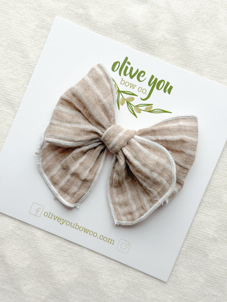 regular austie | shamrock + roll collection