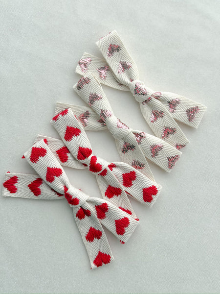 knit heart bows | that’s amore ♥️ collection