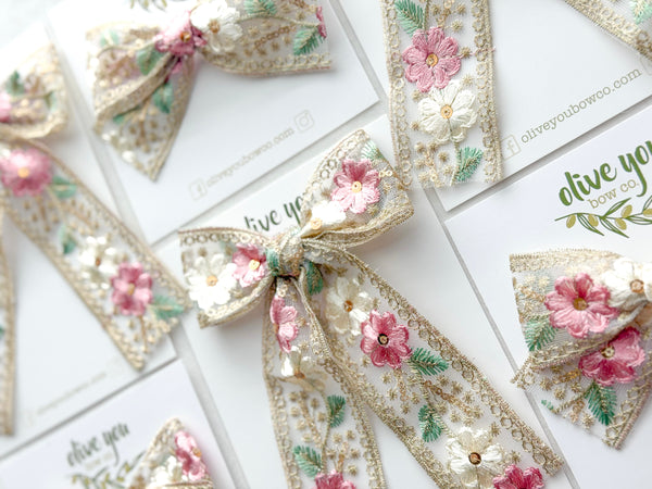 flower embroidered | fleur + rosie | bright + bloom 🌼 collection