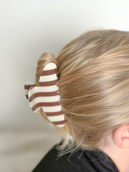 choco cream claw clip | large | autumn edit 🍂