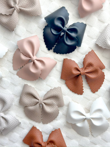scalloped stella bow | hello gourd-geous collection