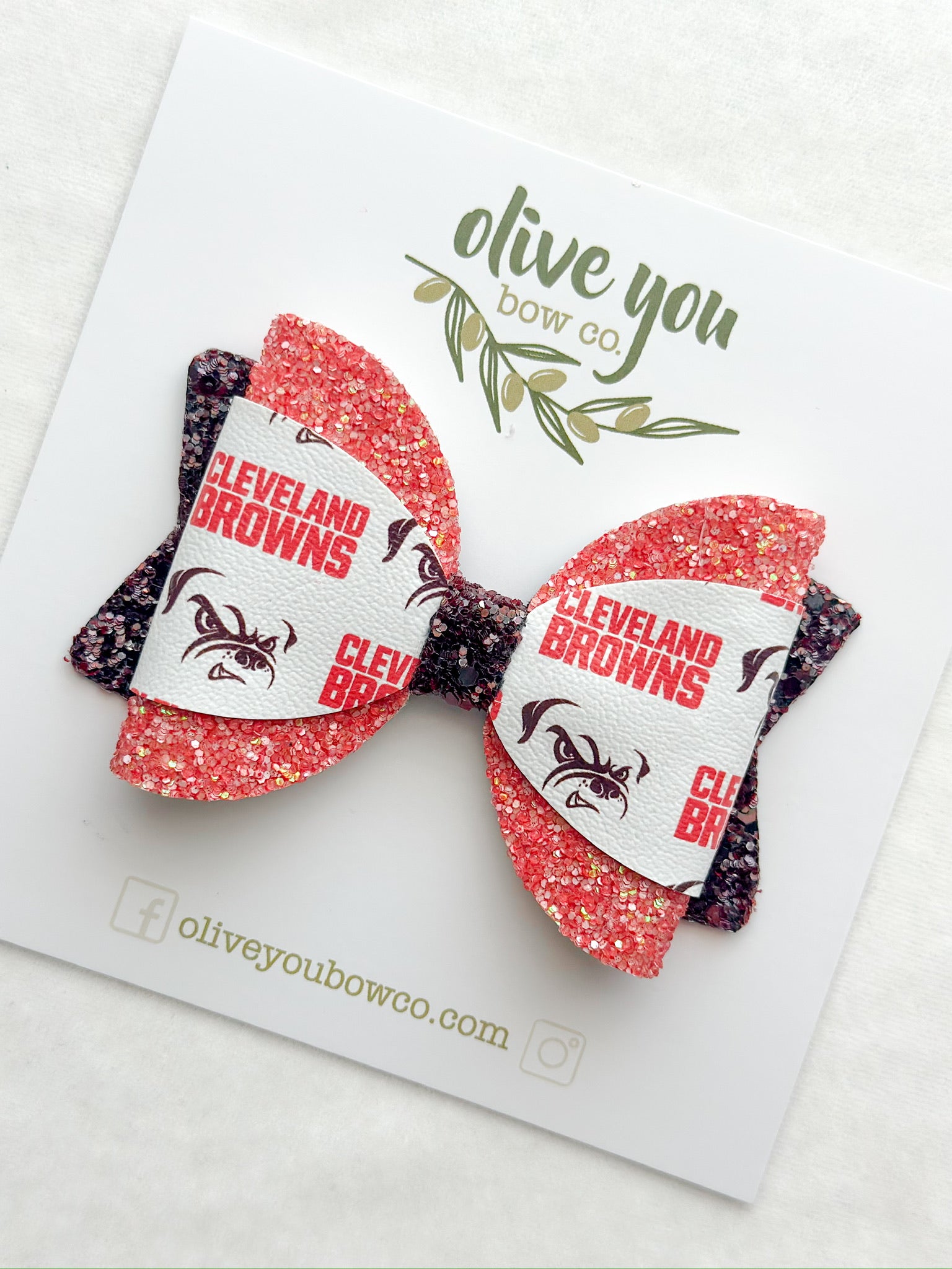 | signature bow | BROWNS